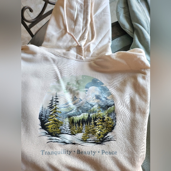 independent trading ultrasoft hoodie mountain scene, Tranquility, Beauty, Peace - Picture 1 of 6